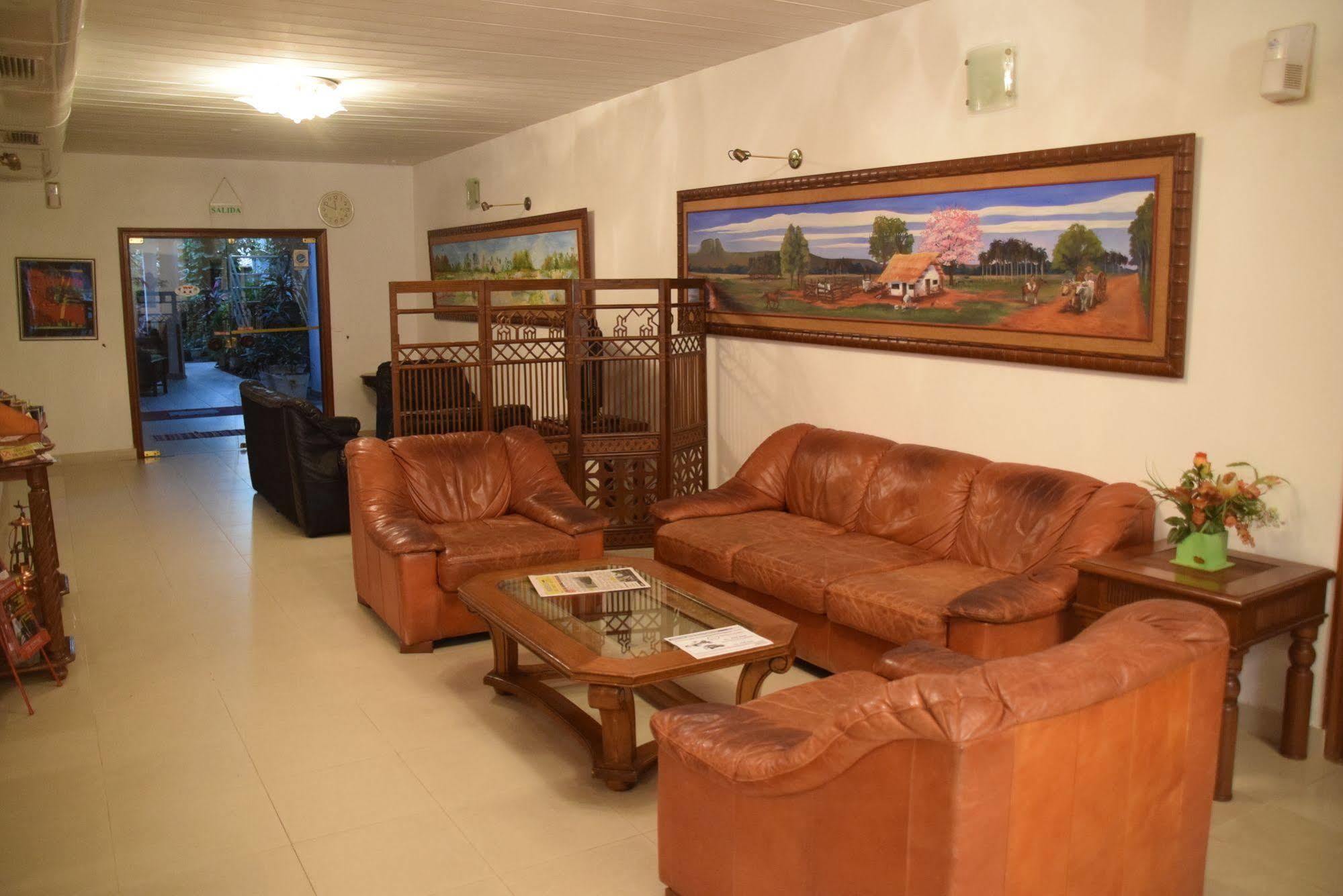 Hotel Portal Del Sol Асунсьон Экстерьер фото